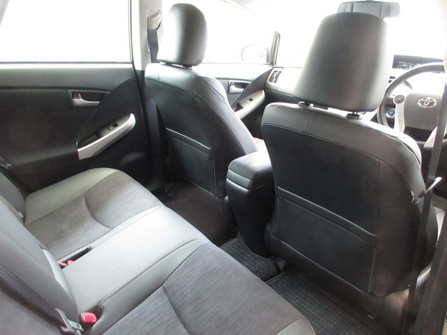 Toyota PRIUS PHV 2012-09 5990-8