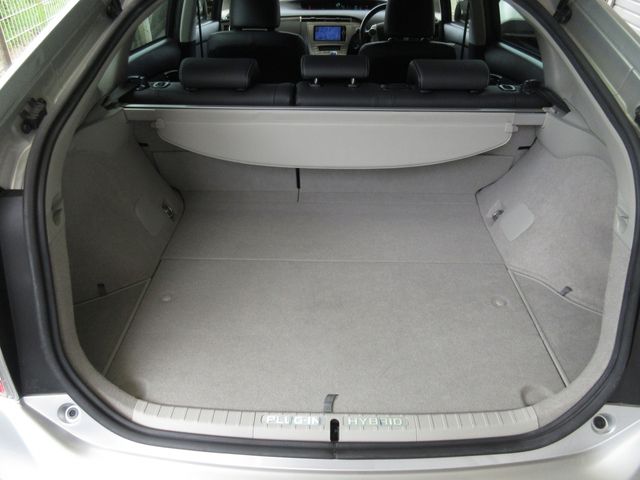 Toyota PRIUS PHV 2012-09 5990-9