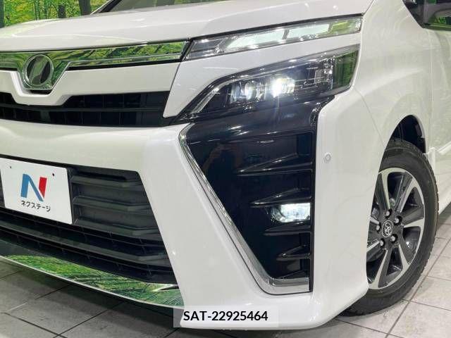 Toyota VOXY 2018-10 321576-11