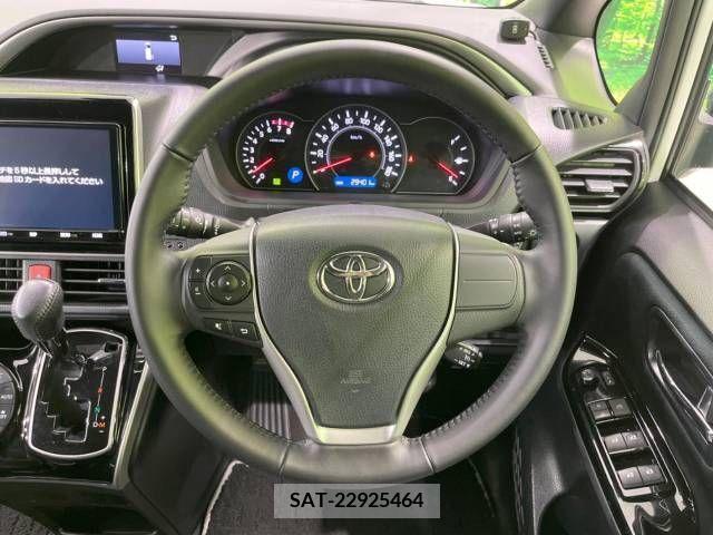 Toyota VOXY 2018-10 321576-10