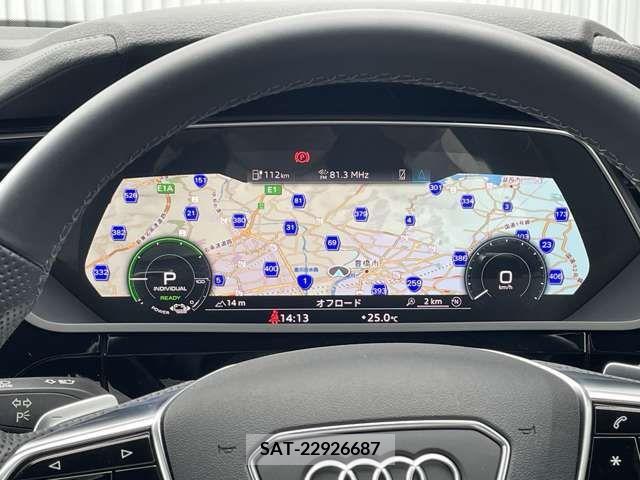 Audi E-TRON 2022-04 318042-12