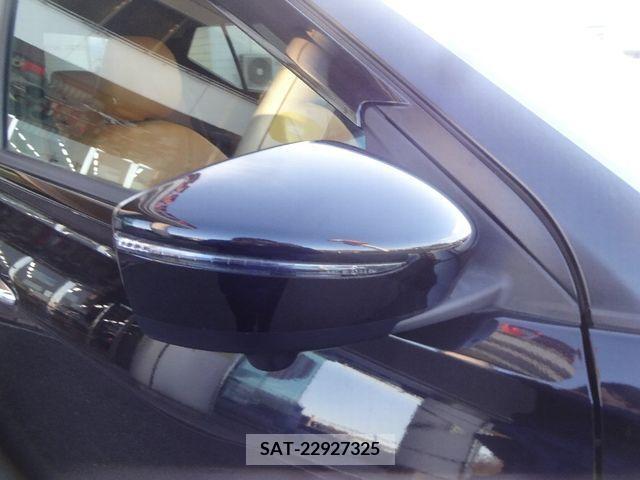 Nissan KICKS 2021-06 207223-27