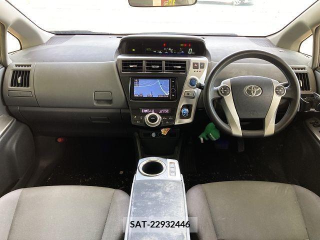 Toyota PRIUS ALPHA 2013-07 322240-1
