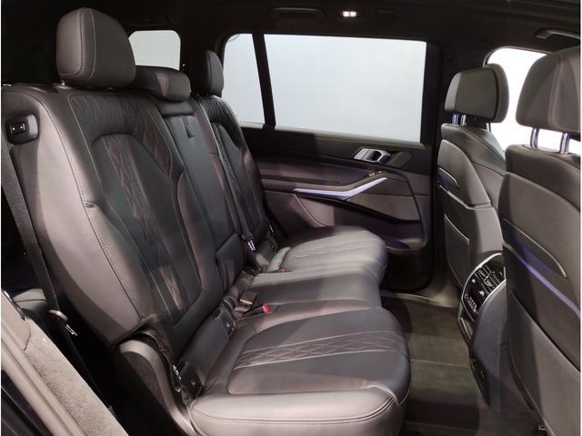Bmw X7 2022-09 191864-16