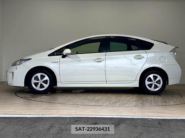 Toyota PRIUS 2013-12 329752-13