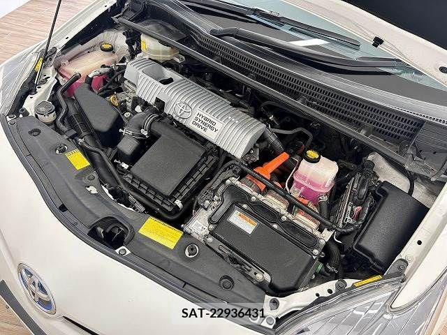 Toyota PRIUS 2013-12 329752-19