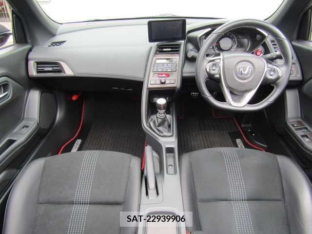 Honda S660 2018-05 283949-11