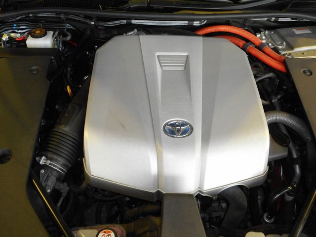 Toyota CROWN SEDAN 2020-07 605-29