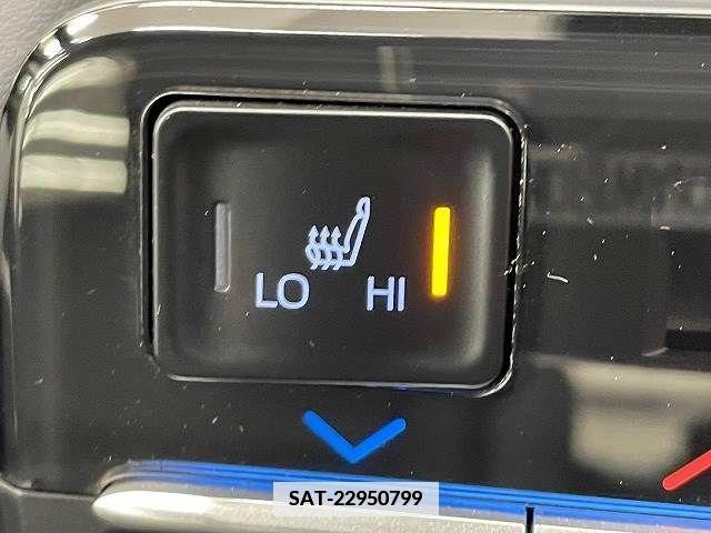 Toyota VOXY 2022-09 378519-5