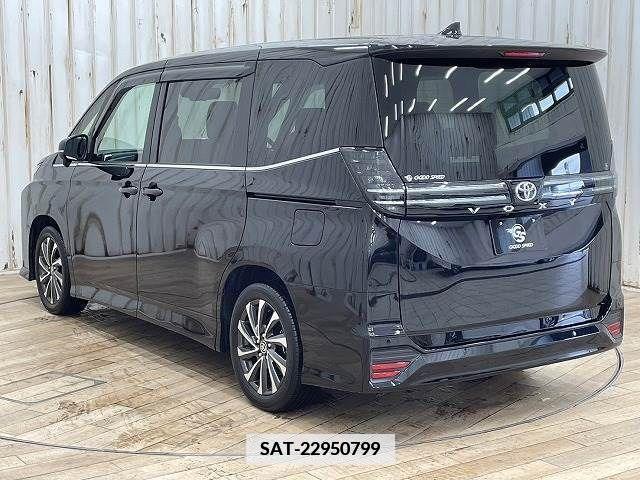 Toyota VOXY 2022-09 378519-16