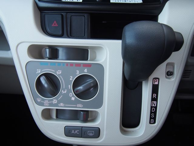 Daihatsu MOVE 2018-06 11690-11