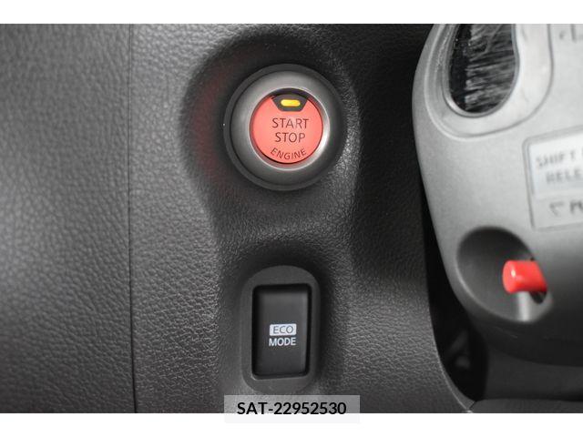Nissan CUBE 2017-02 295668-8