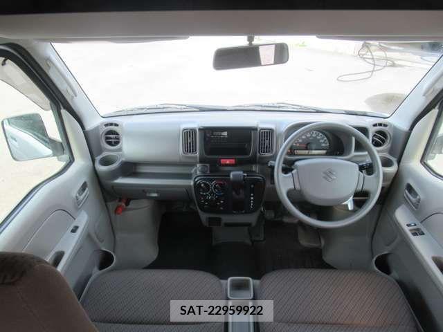 Suzuki EVERY 2019-05 325438-3
