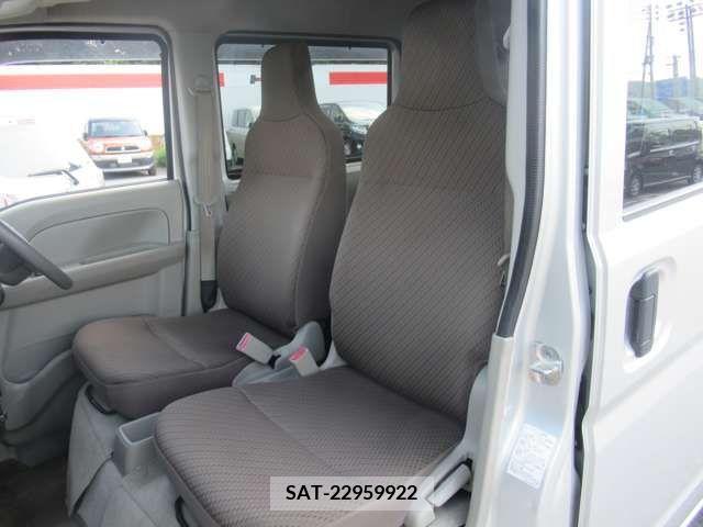 Suzuki EVERY 2019-05 325438-14