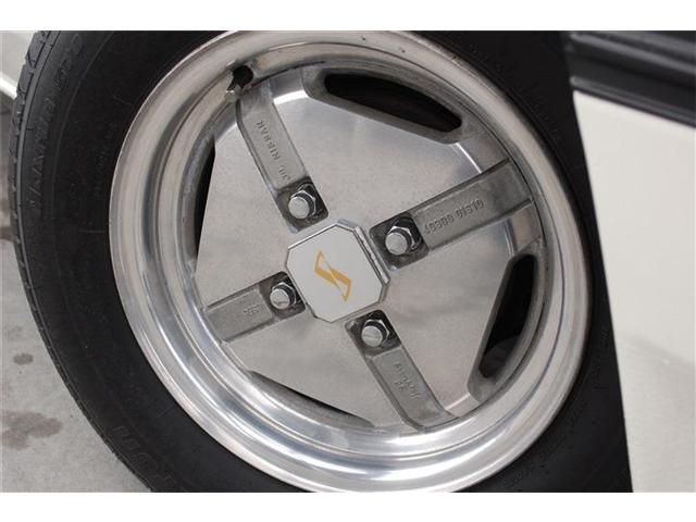 Nissan SKYLINE 1982-05 3743-19