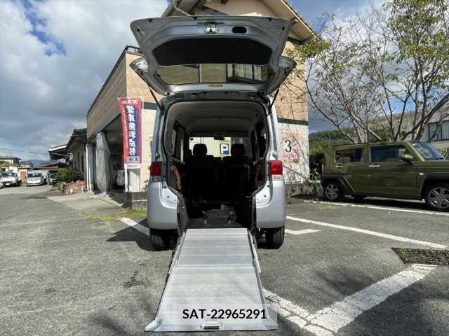 Daihatsu TANTO 2011-06 369256-1