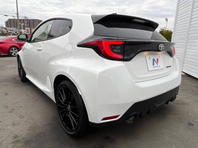Toyota YARIS 2020-10 184980-14