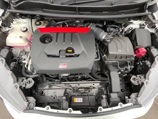 Toyota YARIS 2020-10 184980-18