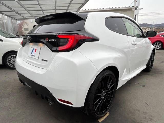 Toyota YARIS 2020-10 184980-15