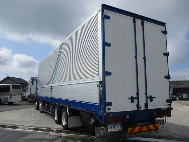 Isuzu GIGA 2016-09 7973-4