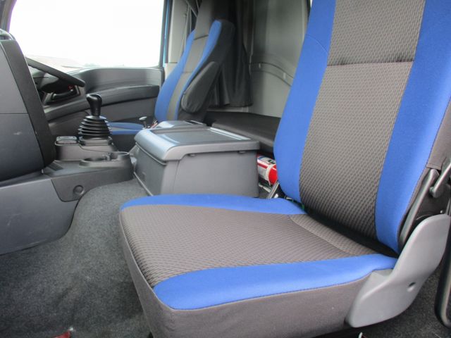 Isuzu GIGA 2016-09 7973-18