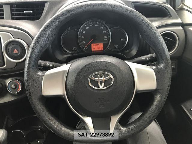 Toyota VITZ 2012-06 308715-18
