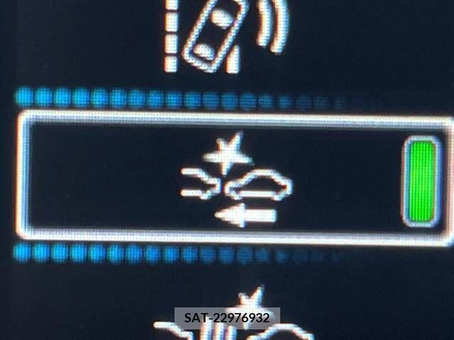Toyota PRIUS 2019-04 366588-5