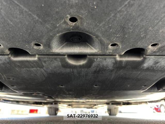 Toyota PRIUS 2019-04 366588-19