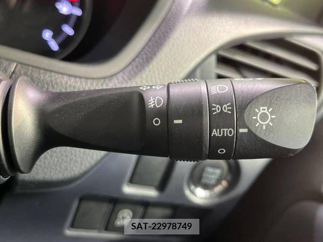 Toyota NOAH 2014-05 346472-8