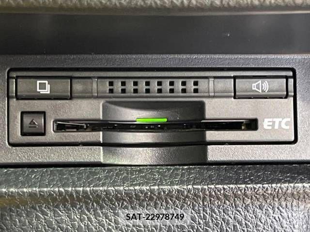Toyota NOAH 2014-05 346472-7
