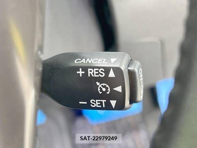 Toyota PRIUS ALPHA 2014-08 366779-4