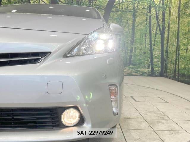 Toyota PRIUS ALPHA 2014-08 366779-11