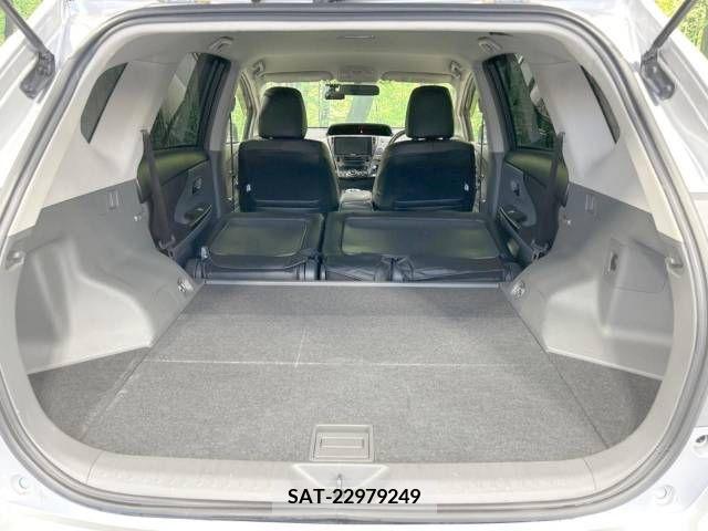 Toyota PRIUS ALPHA 2014-08 366779-10