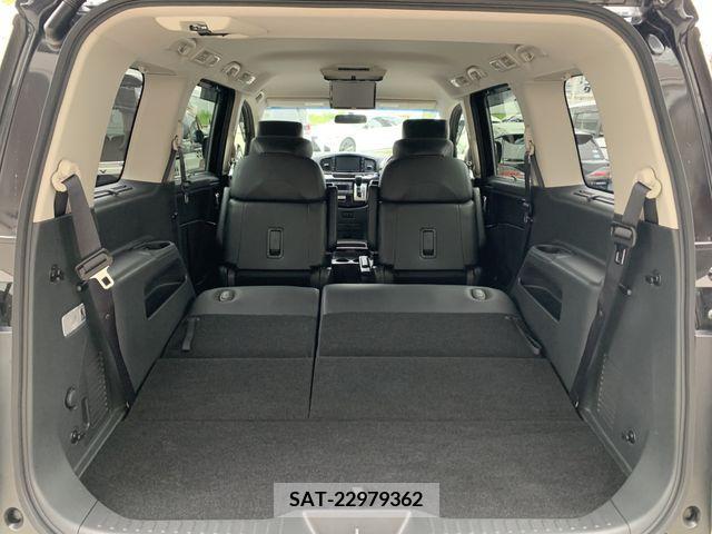 Nissan ELGRAND 2013-08 237125-9