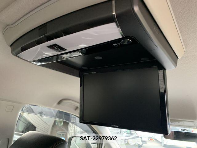 Nissan ELGRAND 2013-08 237125-13