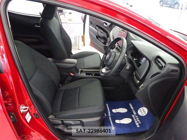 Toyota AQUA 2022-11 356094-4