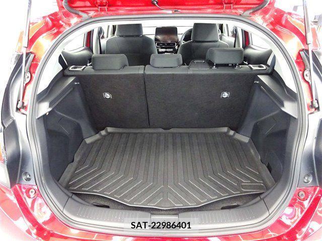 Toyota AQUA 2022-11 356094-6