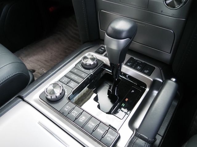Toyota LAND CRUISER 2021-02 21144-27