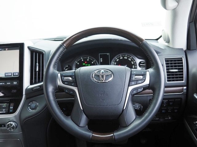Toyota LAND CRUISER 2021-02 21144-19