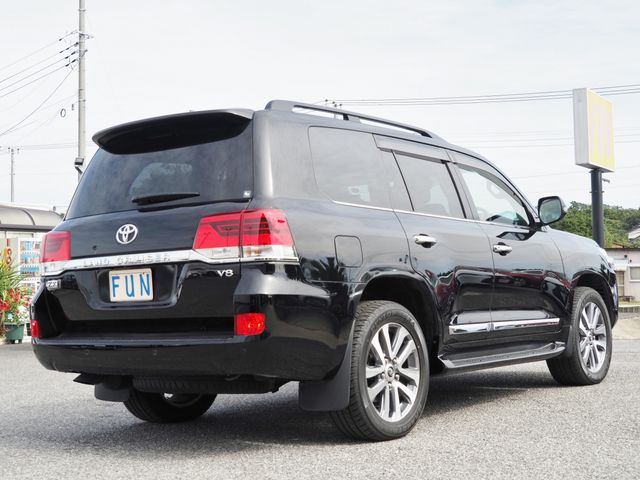 Toyota LAND CRUISER 2021-02 21144-4