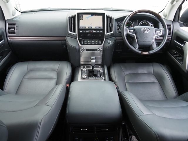 Toyota LAND CRUISER 2021-02 21144-10