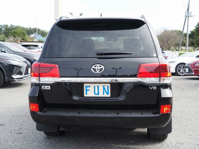 Toyota LAND CRUISER 2021-02 21144-6