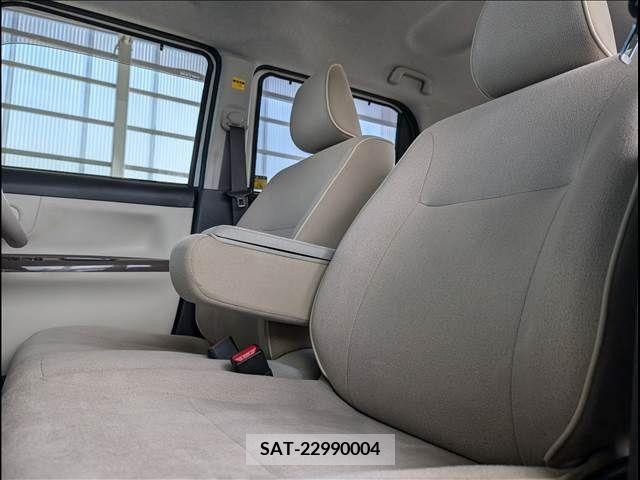 Daihatsu MOVE 2017-06 364192-3