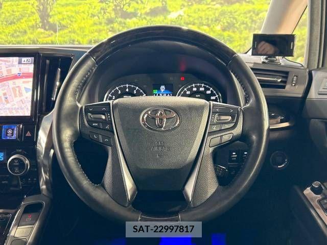 Toyota ALPHARD 2017-08 355396-12