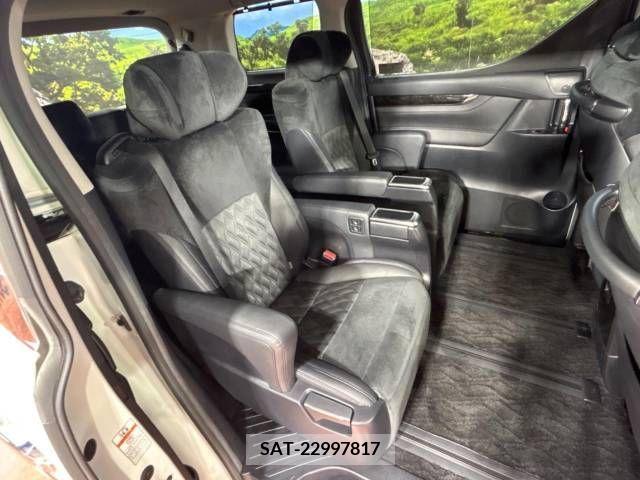 Toyota ALPHARD 2017-08 355396-9