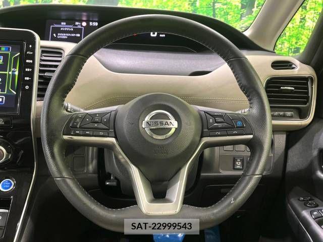 Nissan SERENA 2019-12 393875-13