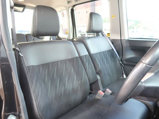 Daihatsu TANTO CUSTOM 2019-01 22429-23