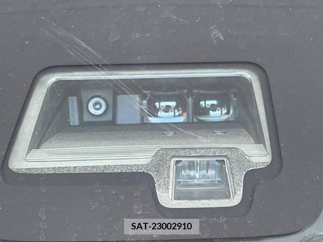 Suzuki SPACIA 2019-06 383352-5