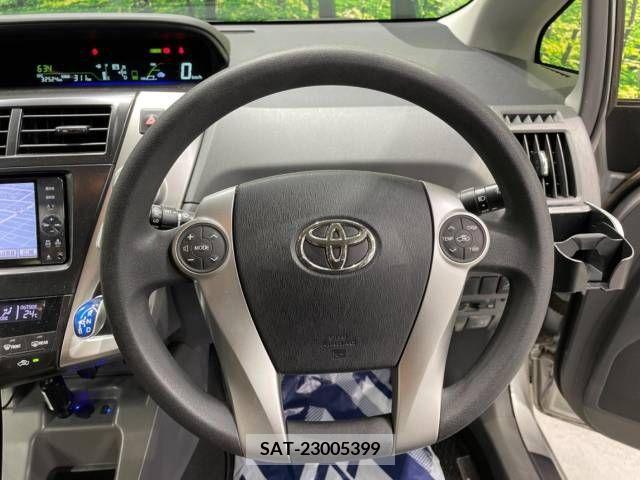Toyota PRIUS ALPHA 2012-02 282469-11