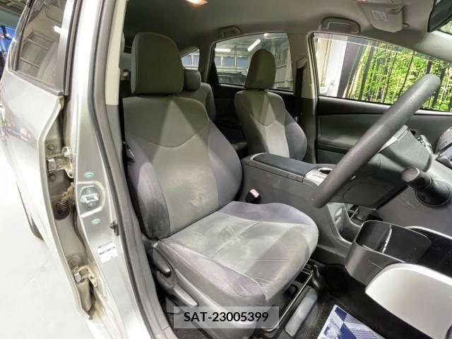 Toyota PRIUS ALPHA 2012-02 282469-8